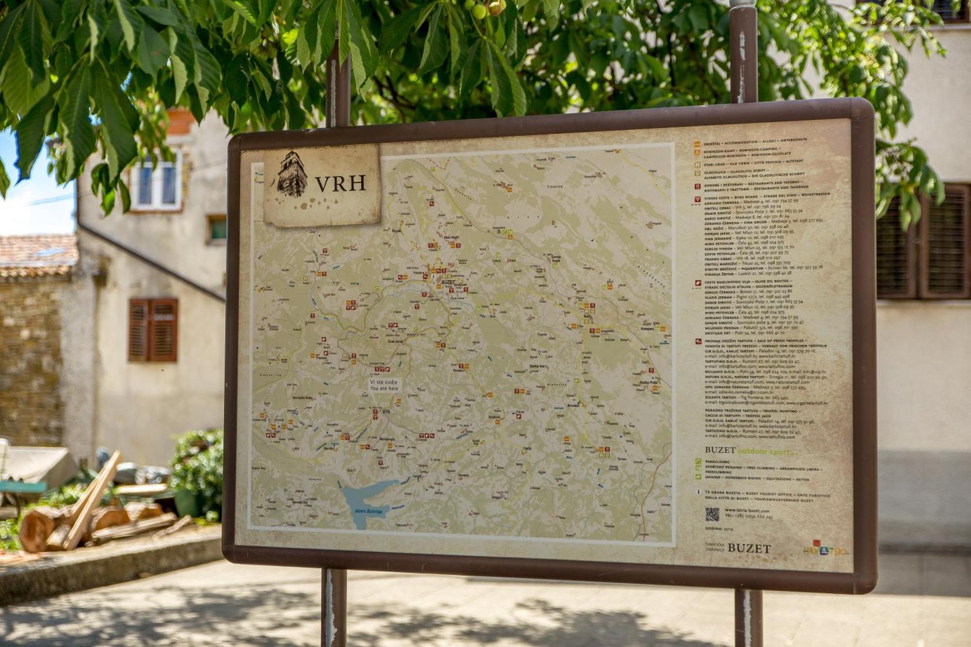 Rona Apartment & Rooms Mea Vista Бузет Екстериор снимка